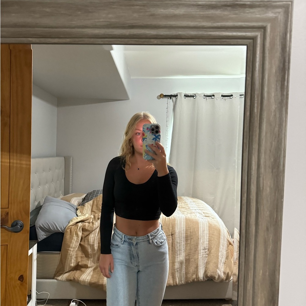 SHEIN Black Fitted Bodysuit Crop Top